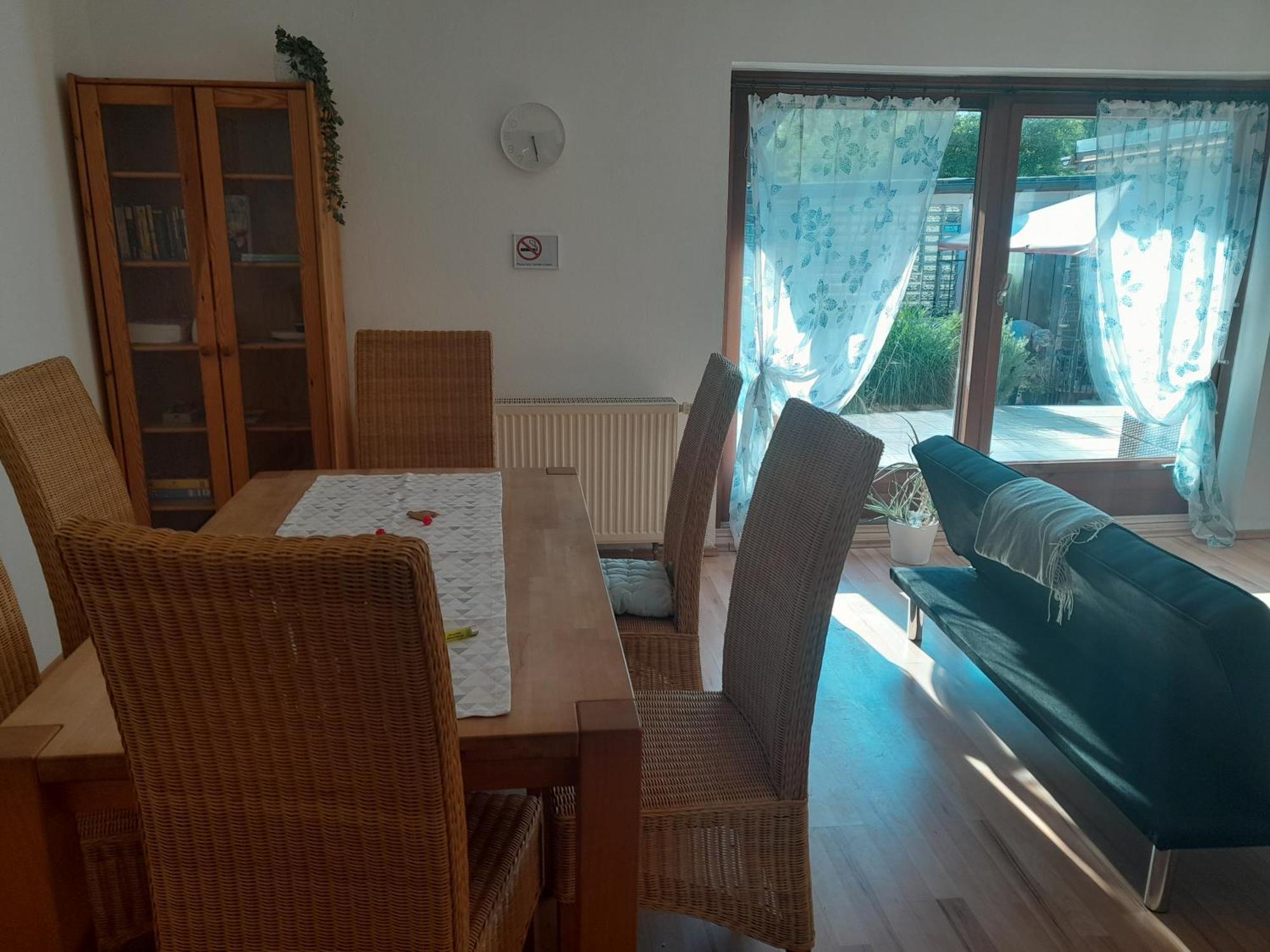Goldstueck Im Gruenen Apartment Bad Schonborn Room photo